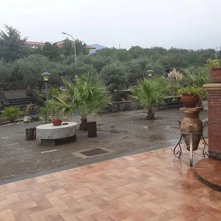 Casina Dell'etna *